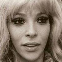 Thelma Tixou Naken