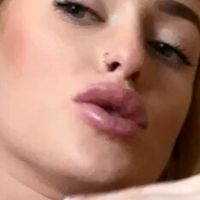 Tiauna Riley Naken