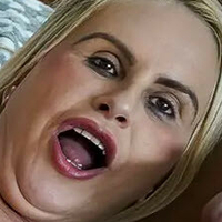 Tiffany Montavani Naken