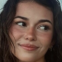 Türkü Su Demirel Naken