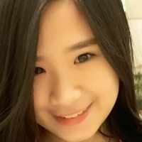 Vania Veronica Naken