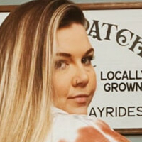 whoskrittadixon Naken