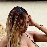 xlesliie Naken