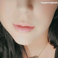 xxxglowyxxx Naken