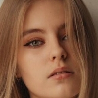 Yana Zhytkevych Naken
