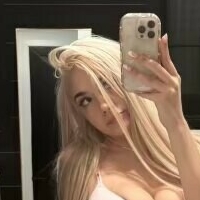 yummychloe Naken