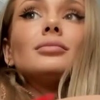 Yveline Naken