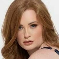 Zara Nevada Naken