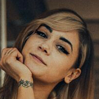 Zayuri Naken